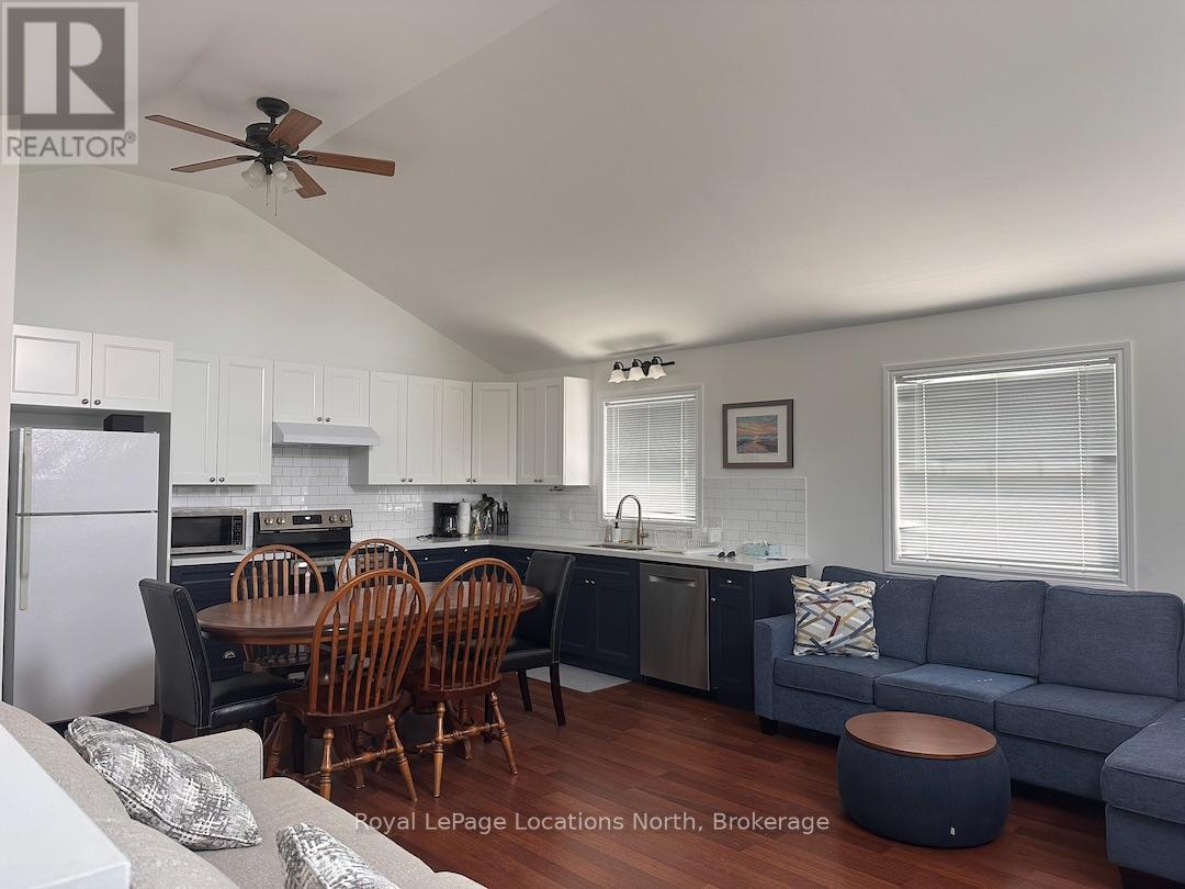 201 Shore Lane Property Photo 3