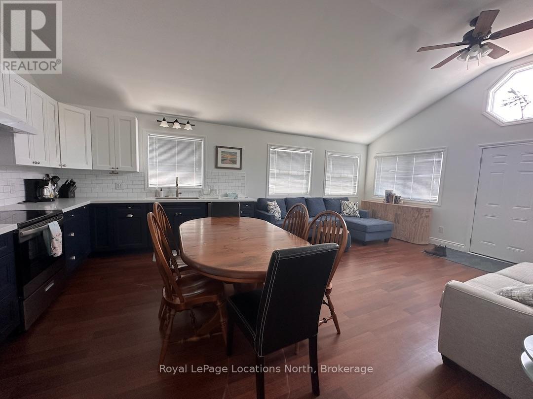 201 Shore Lane Property Photo 6