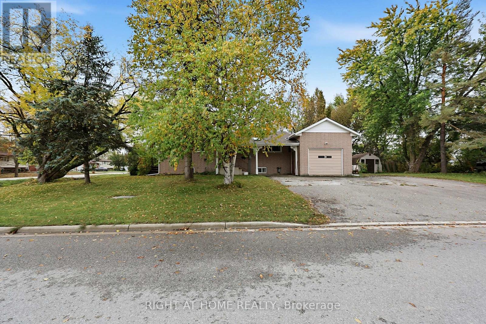 1080 County Road 42 Property Photo 4