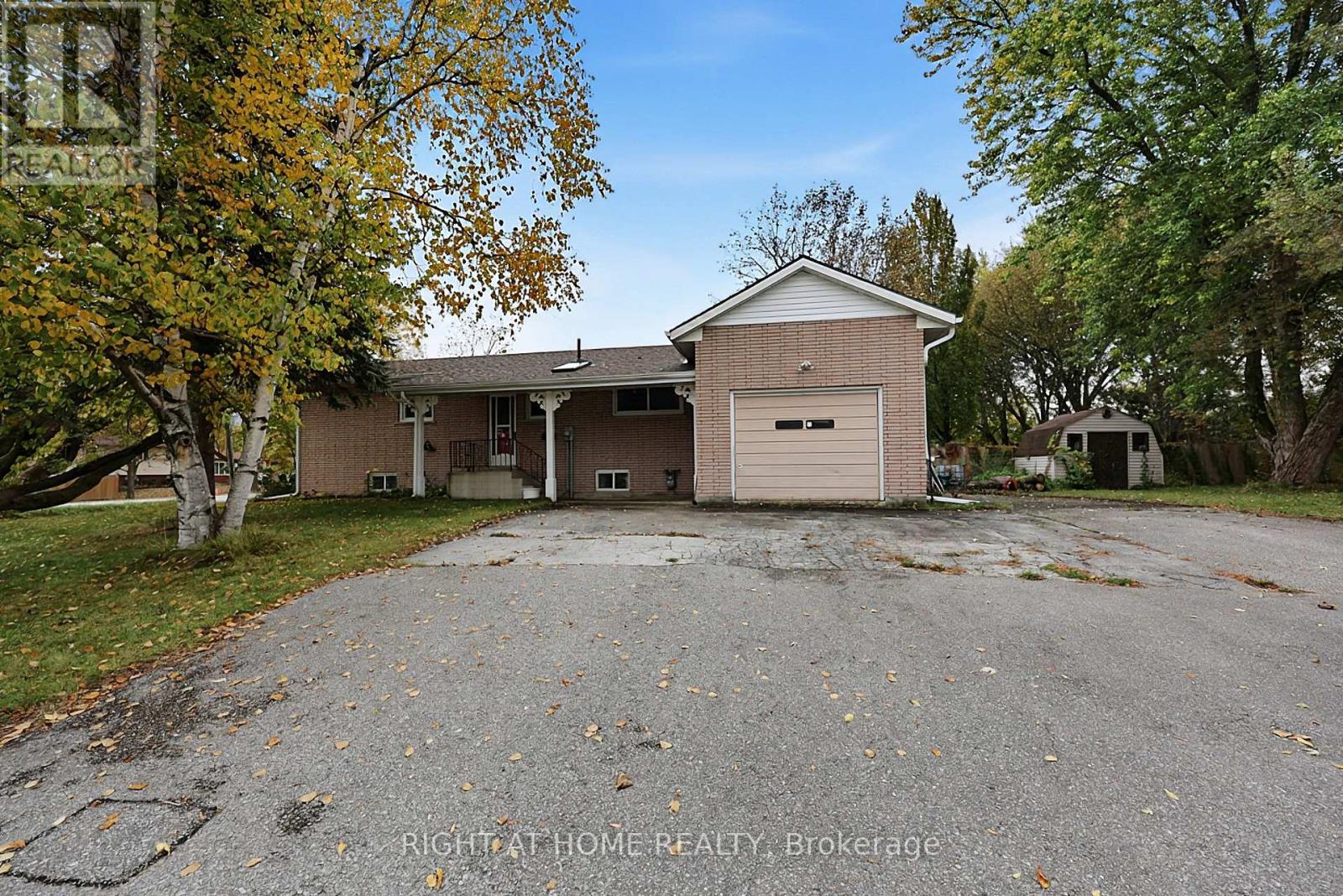 1080 County Road 42 Property Photo 6