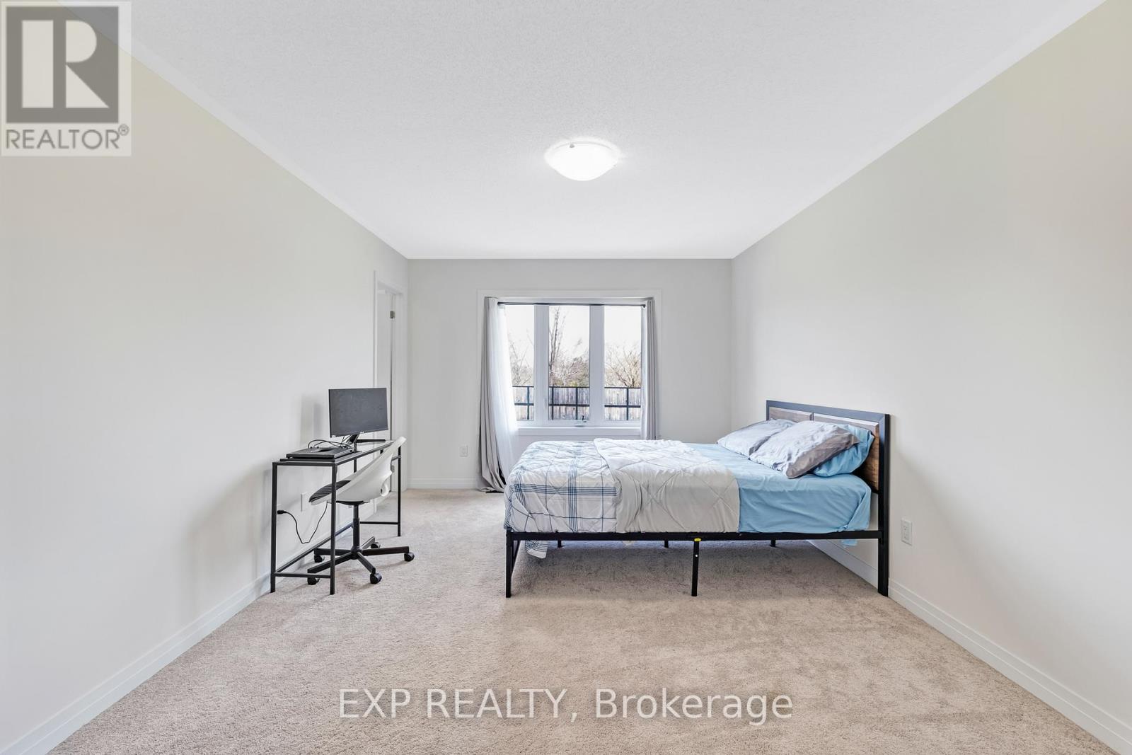 122 Turnberry Lane Property Photo 21