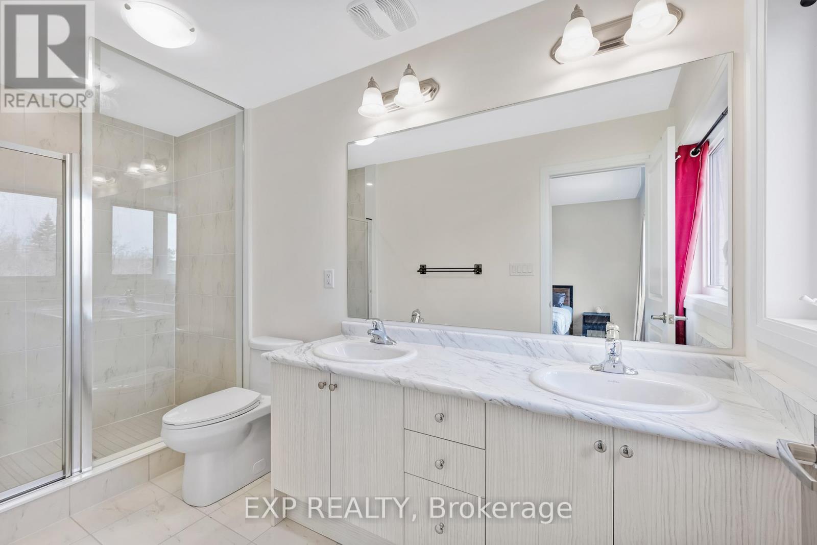122 Turnberry Lane Property Photo 23