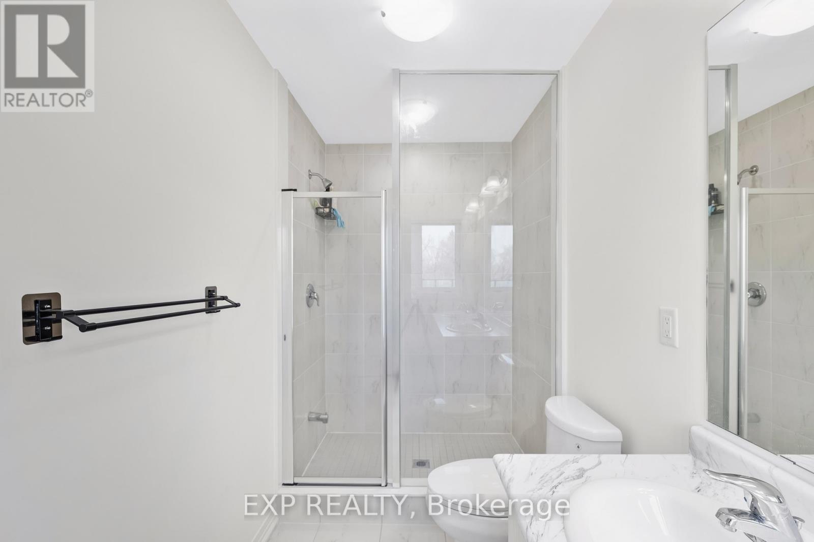 122 Turnberry Lane Property Photo 24