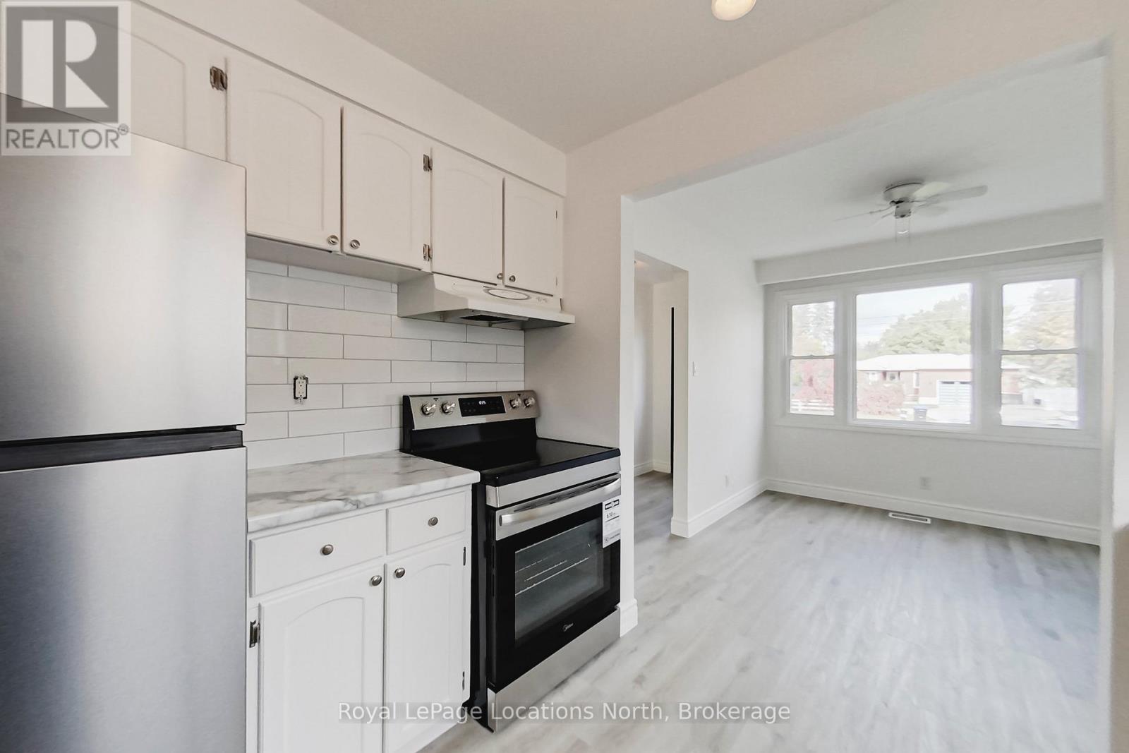 420 Sixth Street Property Photo 4
