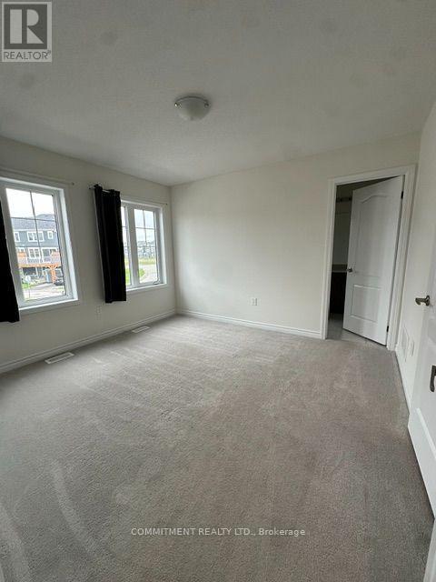 14 Shapira Avenue Property Photo 27
