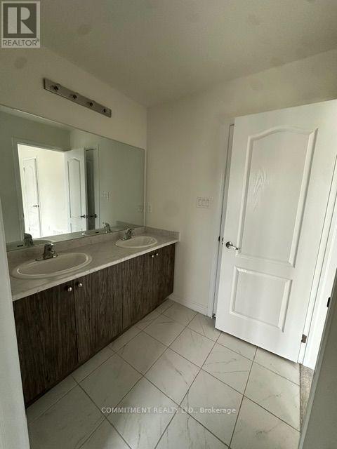14 Shapira Avenue Property Photo 29