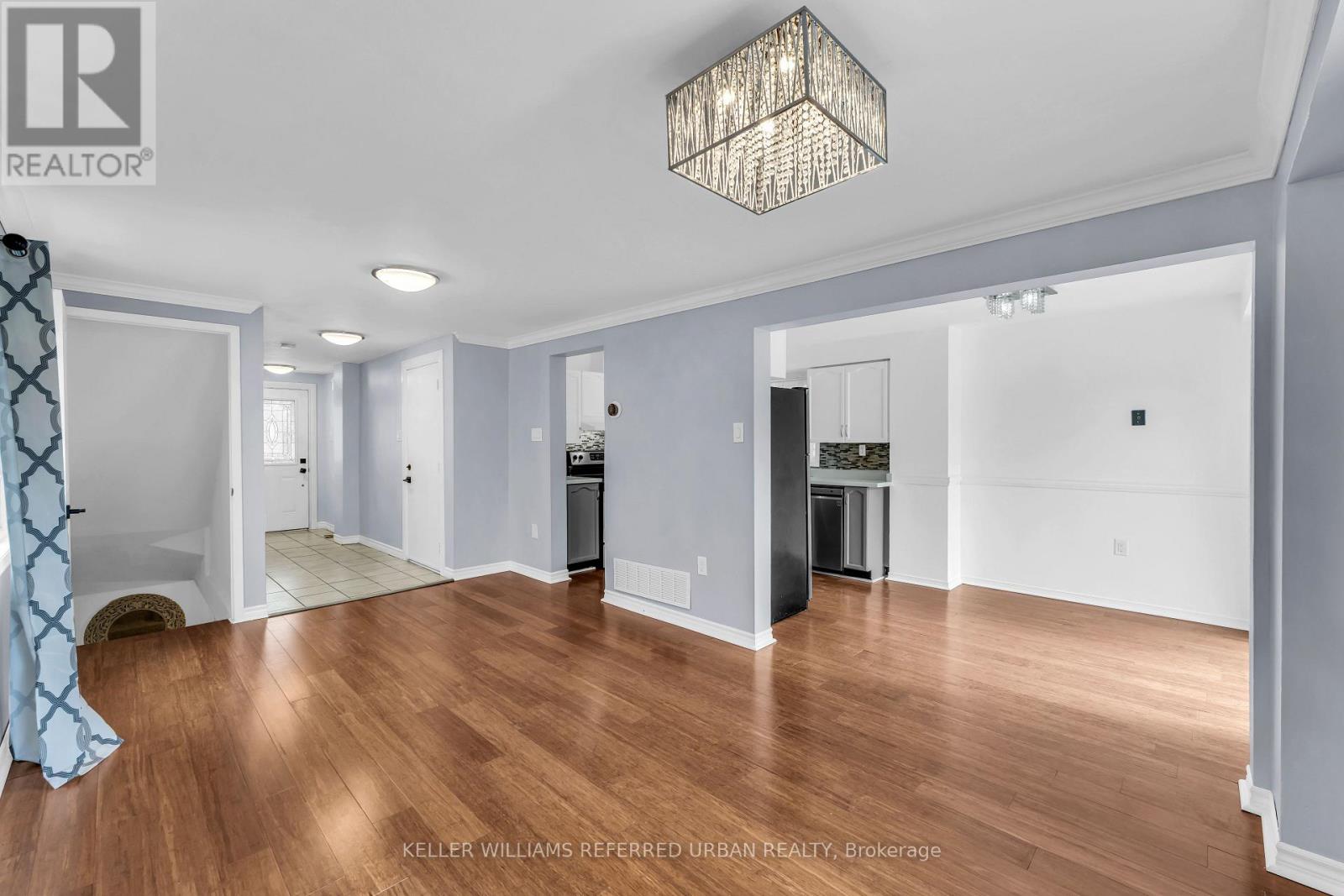 94 Laidlaw Drive Property Photo 5