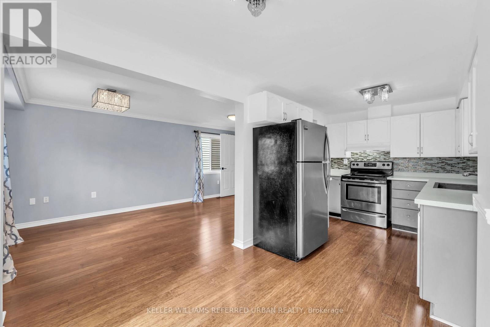 94 Laidlaw Drive Property Photo 9