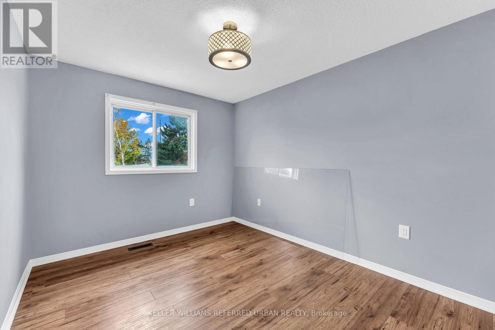 94 Laidlaw Drive Property Photo 16