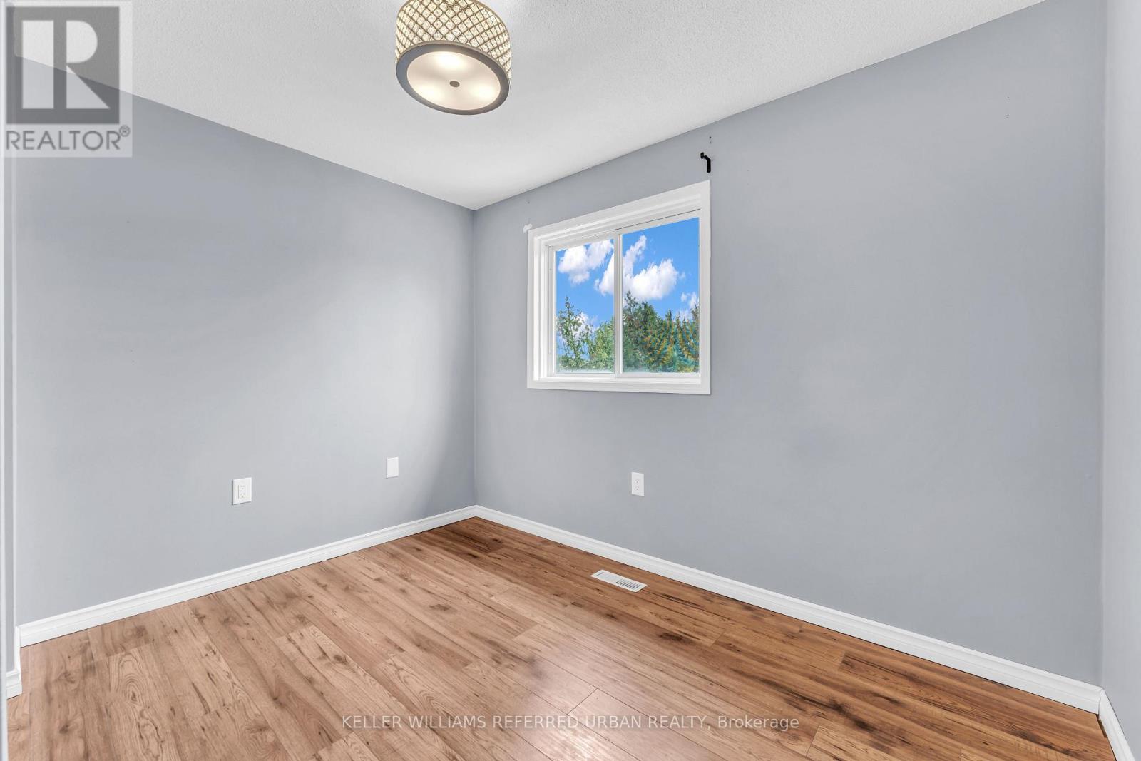 94 Laidlaw Drive Property Photo 18
