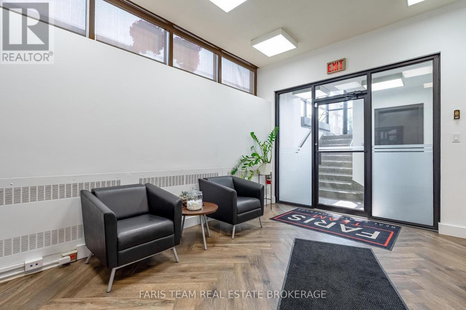 Office 1b-74 Mississaga Street E Property Photo 5