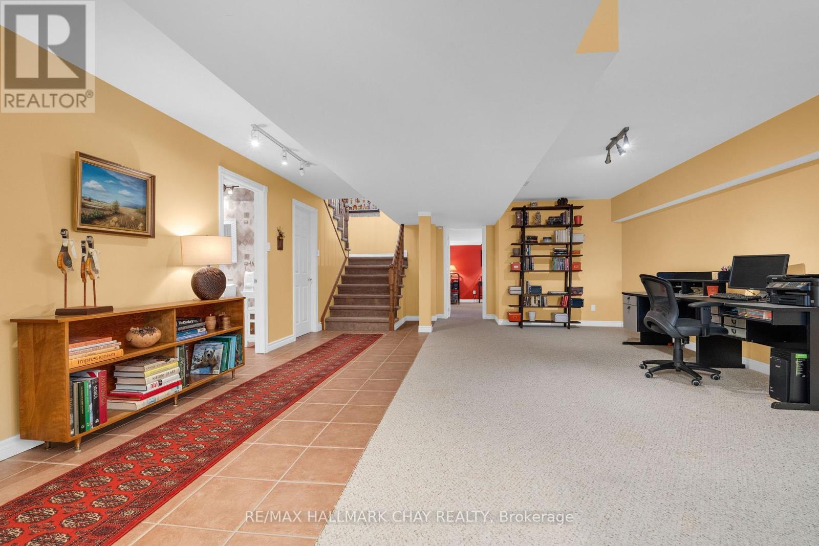 16 Chestnut Lane Property Photo 22