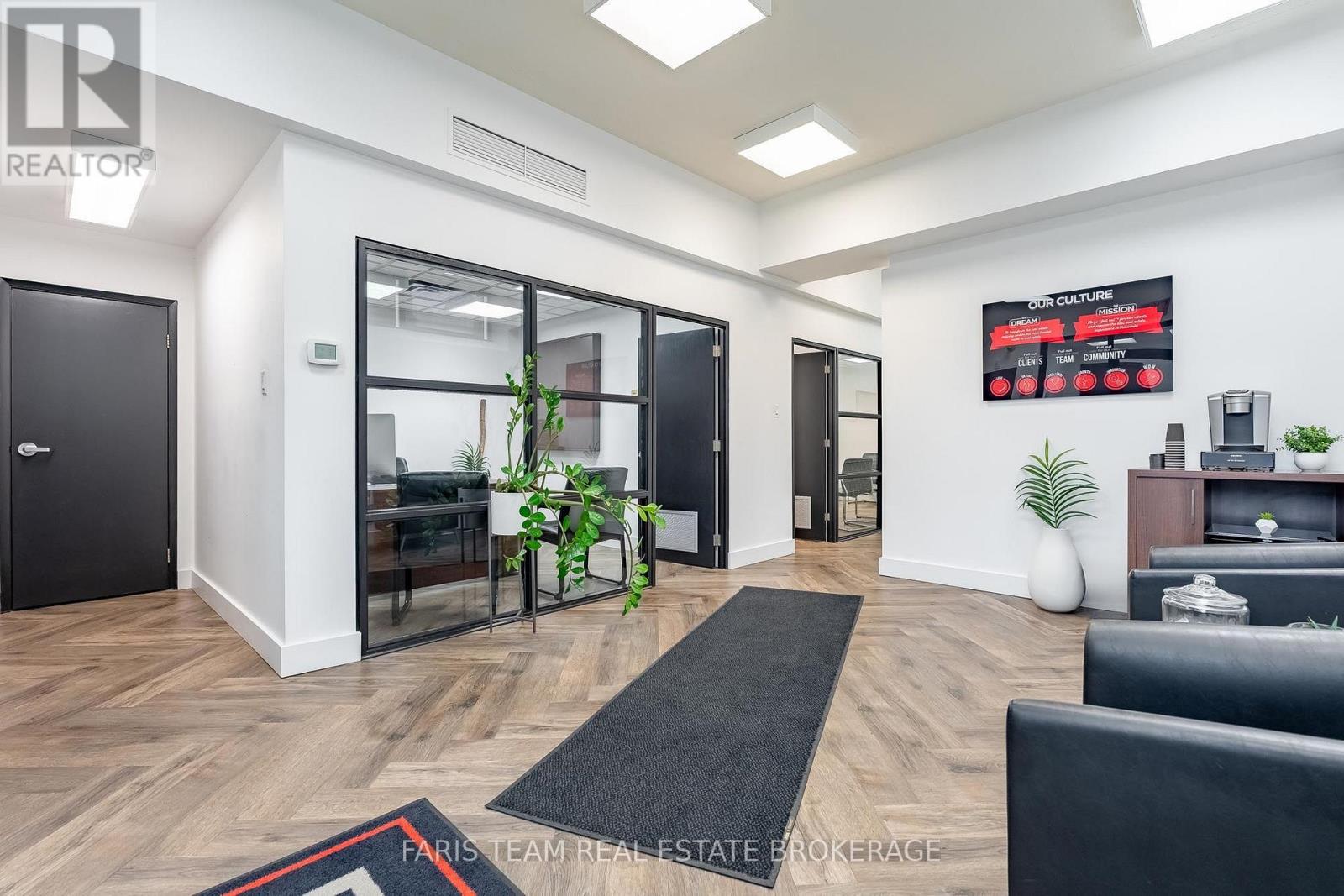 Office 2b-74 Mississaga Street E Property Photo 6