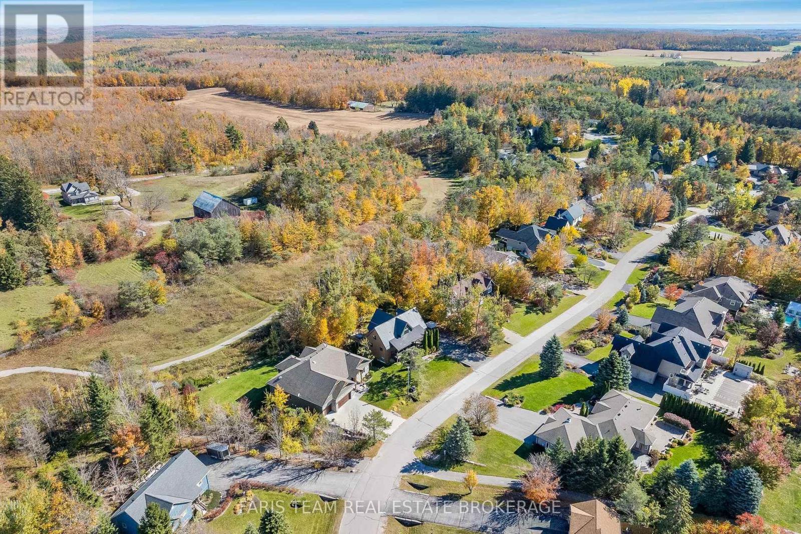 17 Bridle Path Property Photo 2