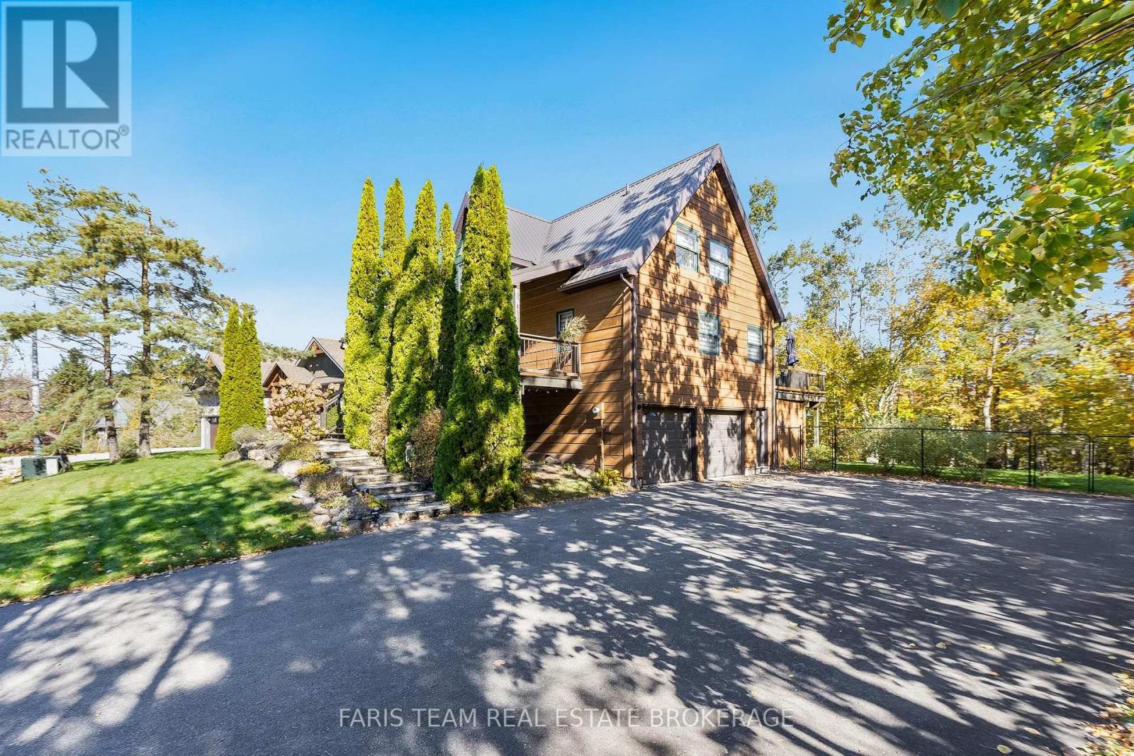 17 Bridle Path Property Photo 3