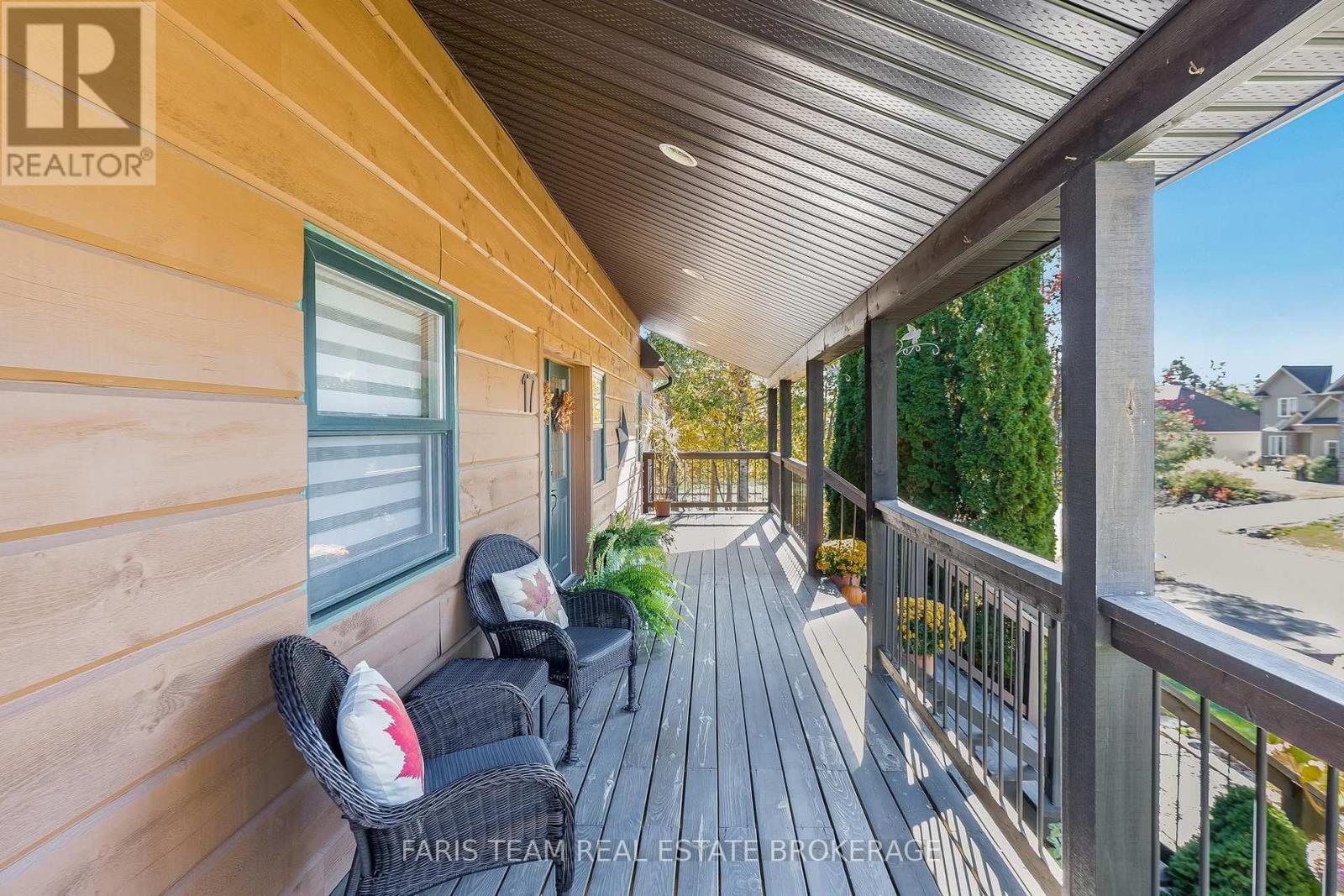17 Bridle Path Property Photo 4