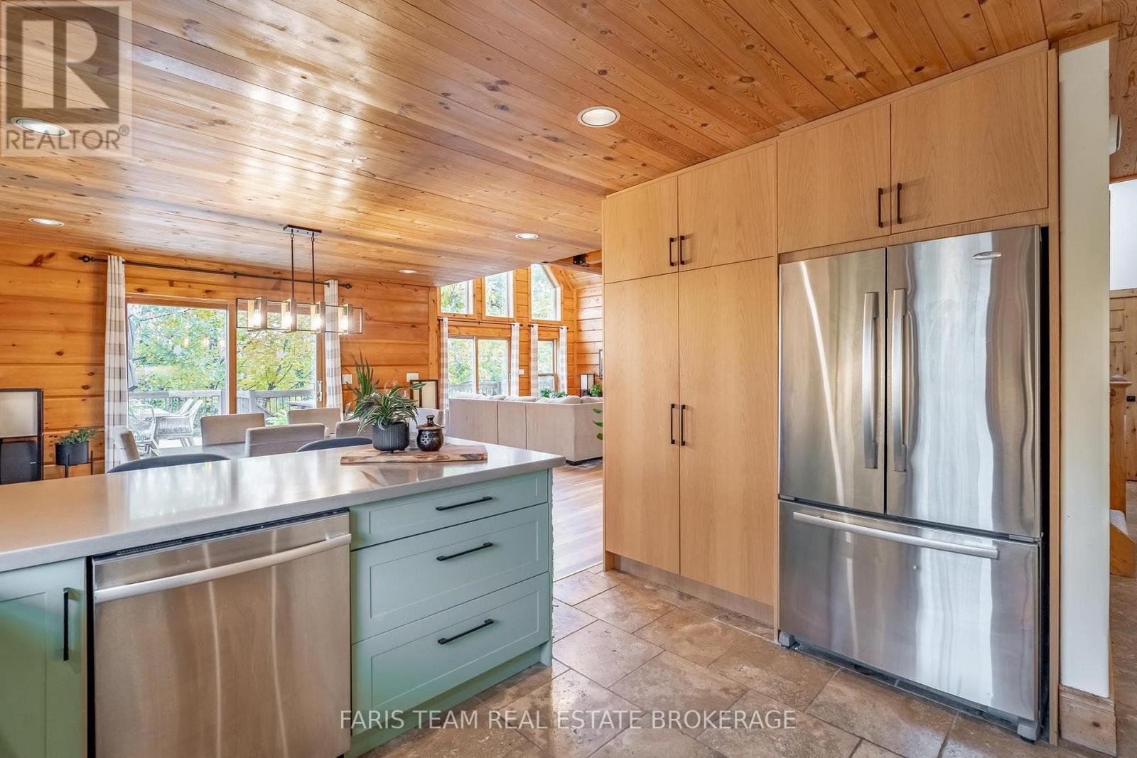 17 Bridle Path Property Photo 7