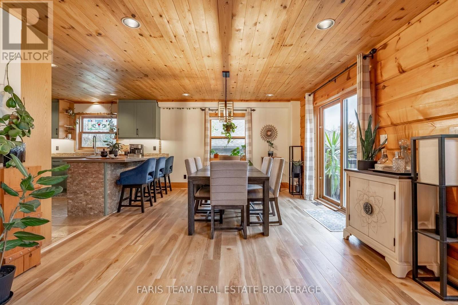 17 Bridle Path Property Photo 10