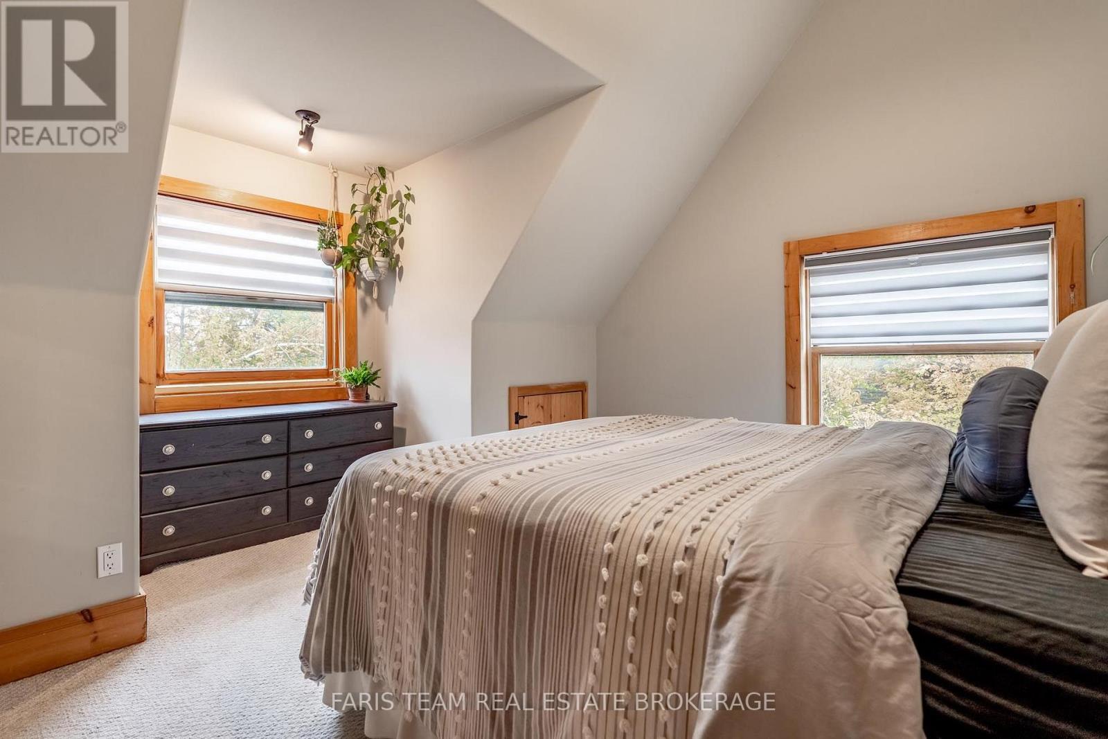 17 Bridle Path Property Photo 17