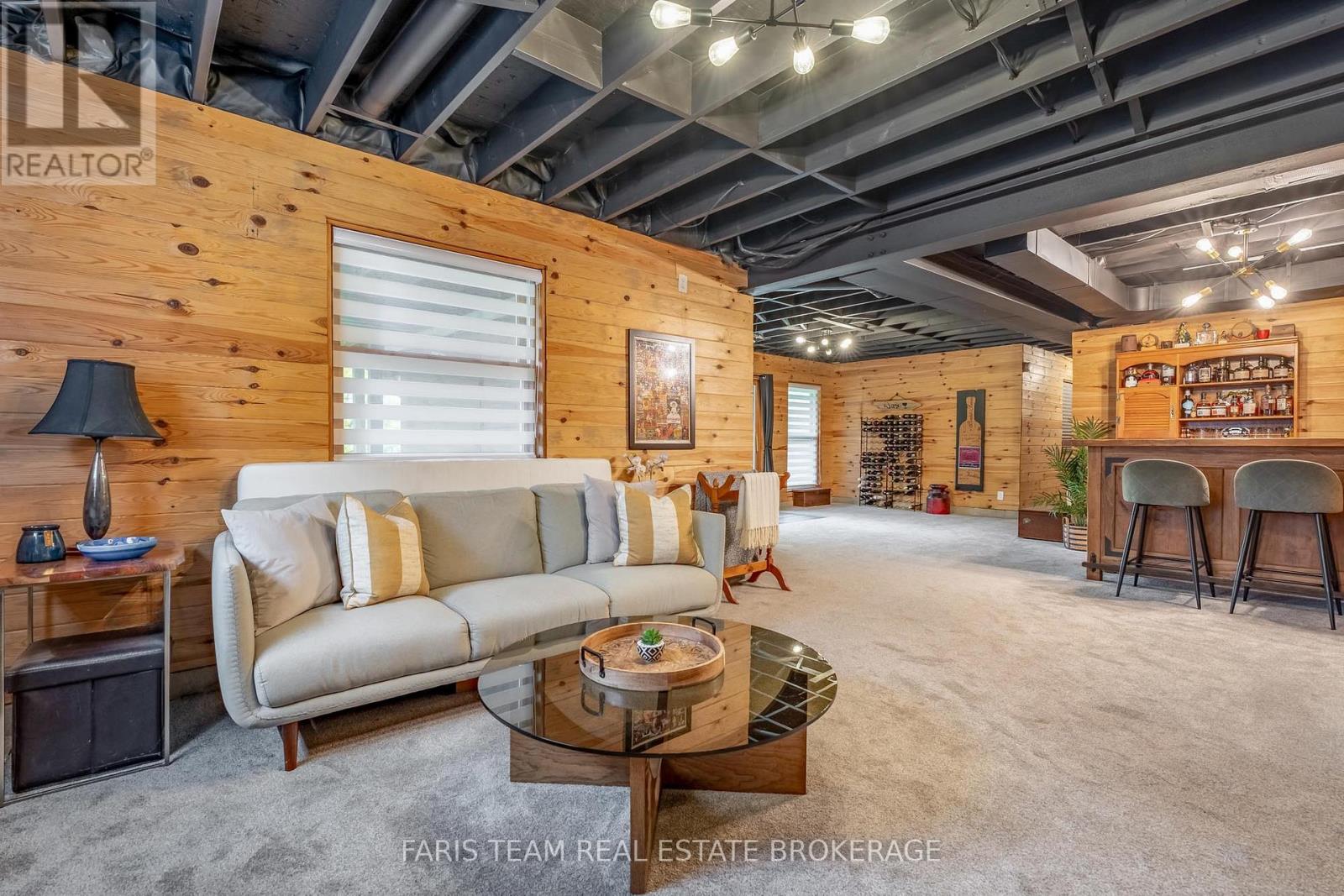 17 Bridle Path Property Photo 20