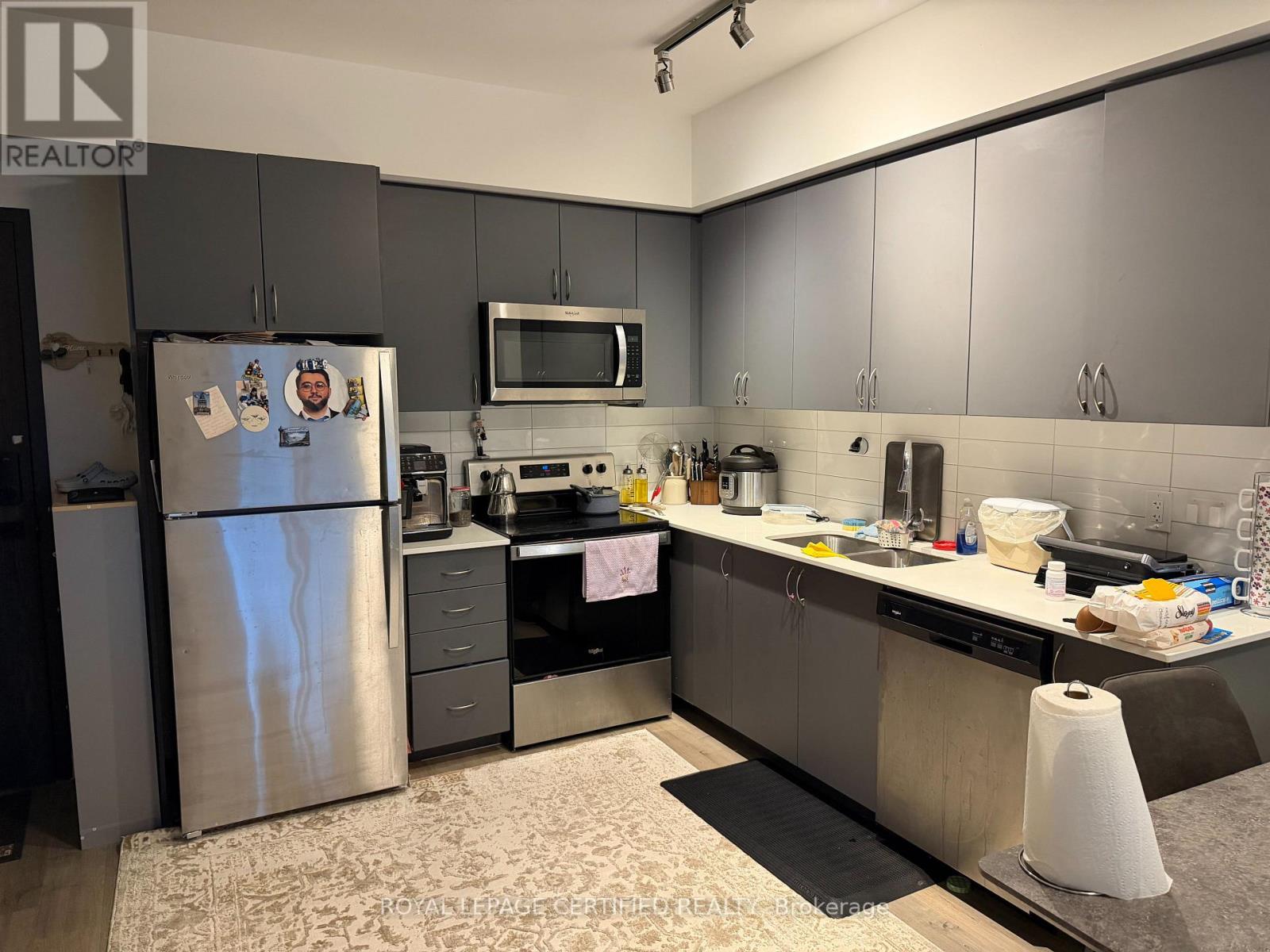 803 - 56 Lakeside Terrace Property Photo 5
