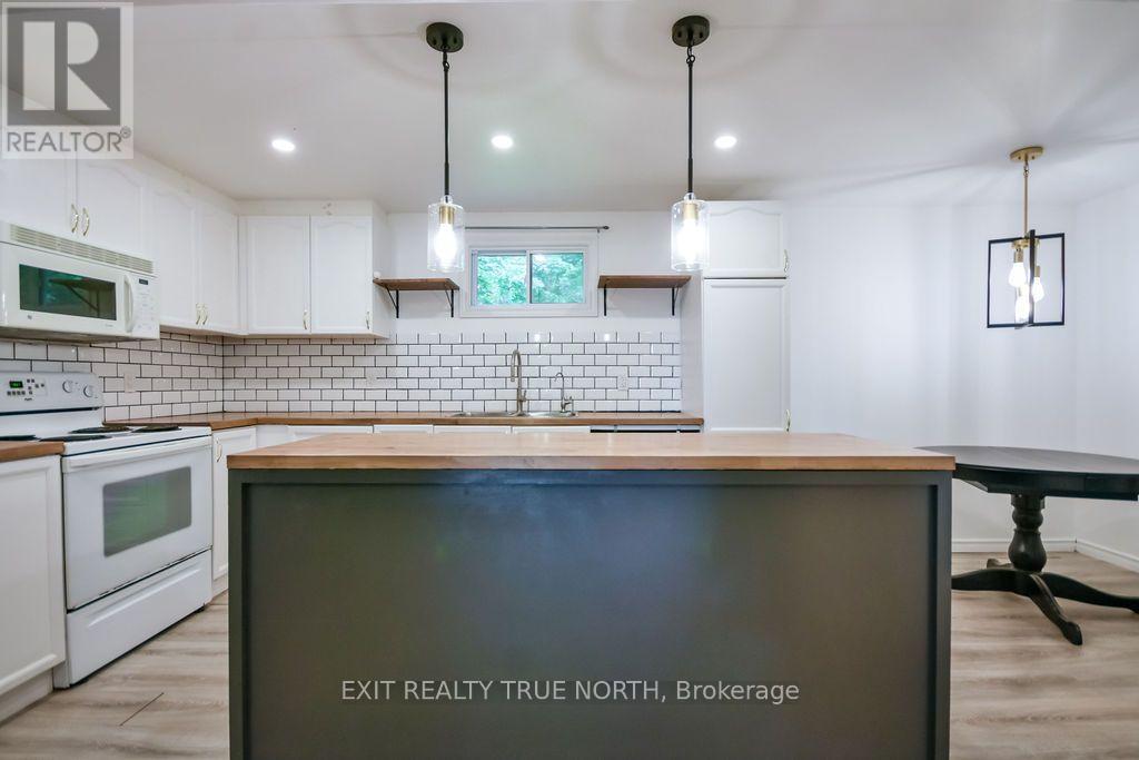 27 Nida Drive Property Photo 24