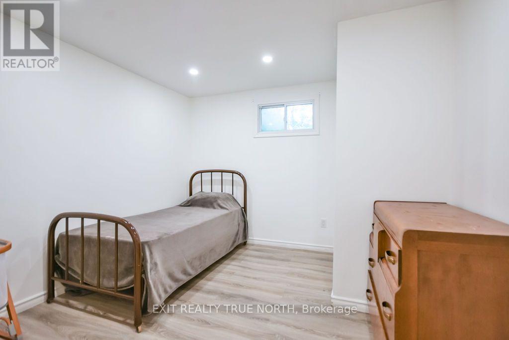 27 Nida Drive Property Photo 28