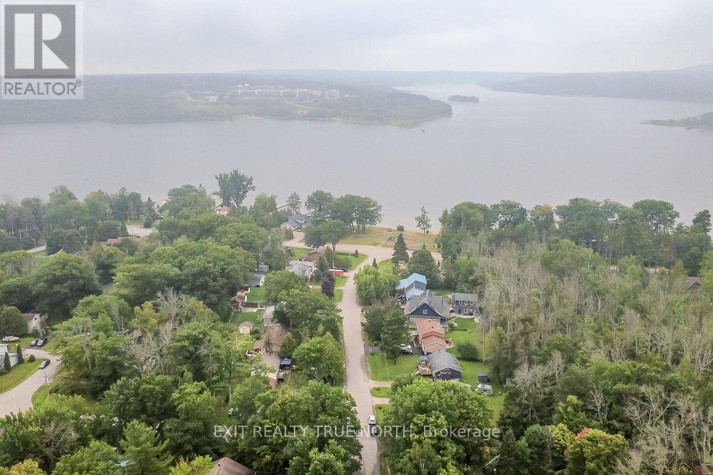 27 Nida Drive Property Photo 42