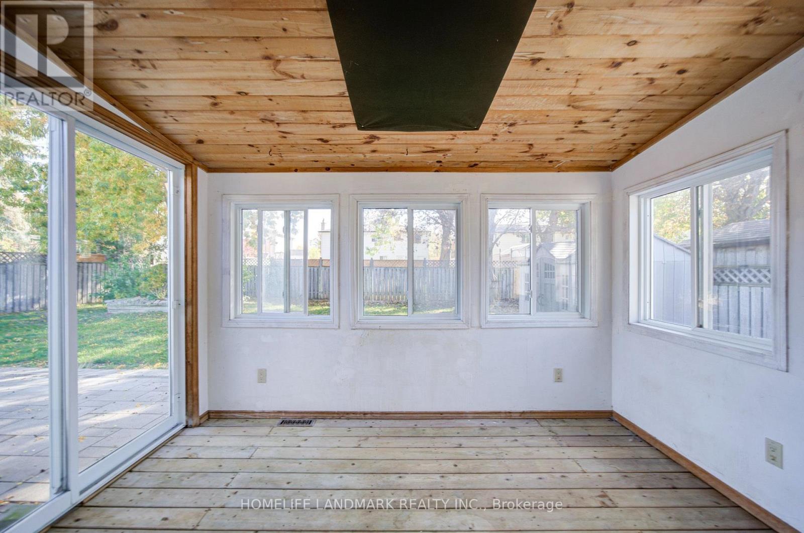 7 Huron Street Property Photo 21