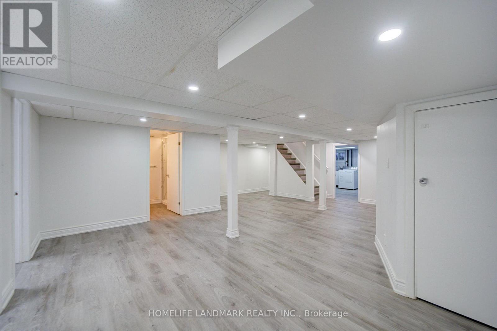 7 Huron Street Property Photo 25