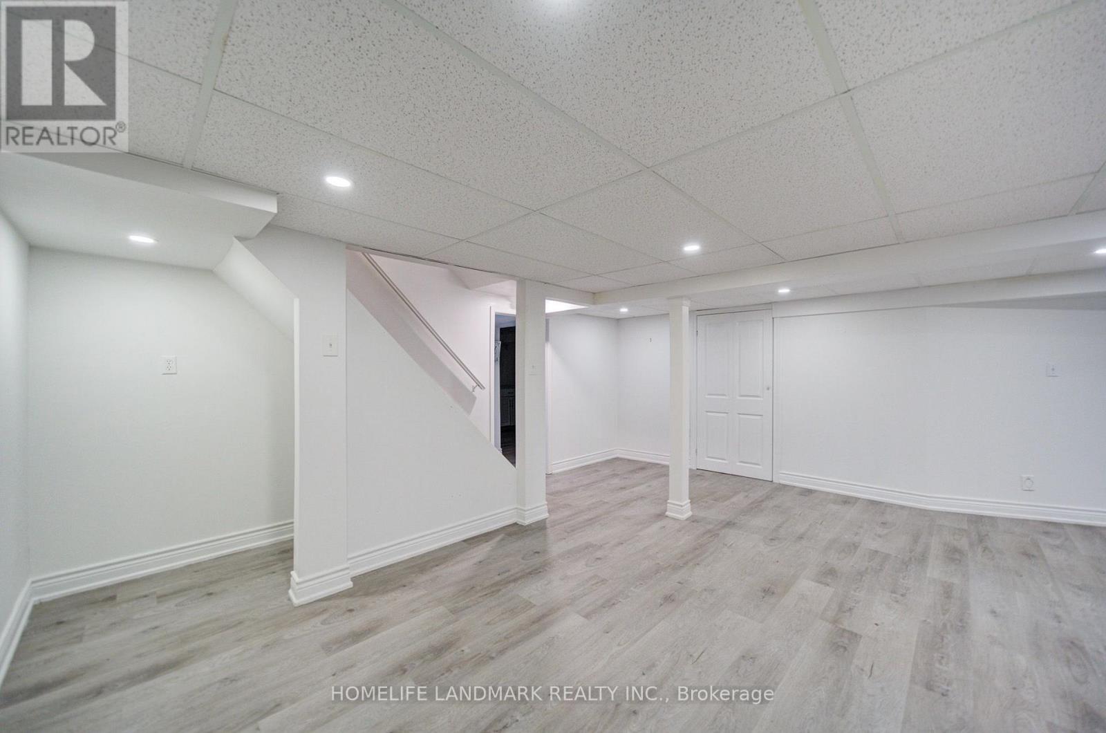 7 Huron Street Property Photo 26