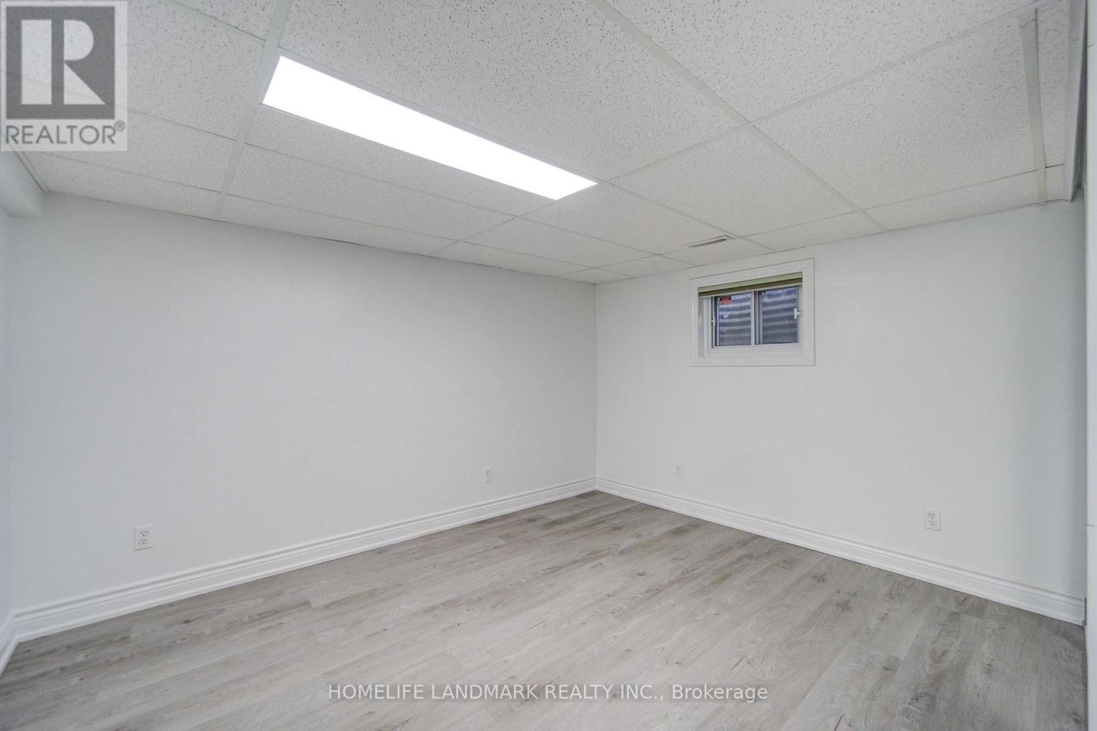 7 Huron Street Property Photo 29