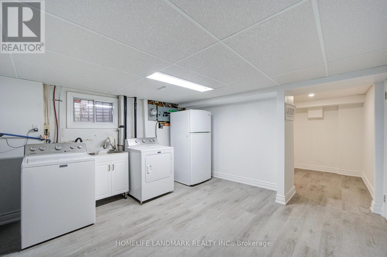 7 Huron Street Property Photo 36