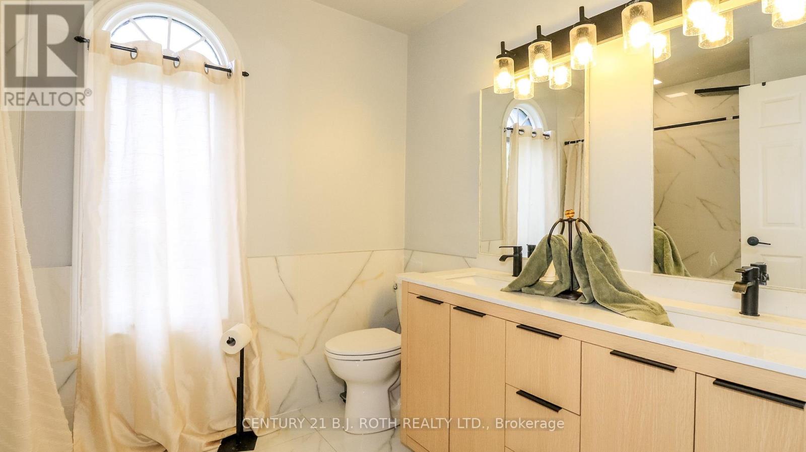 61 Barwick Drive W Property Photo 21