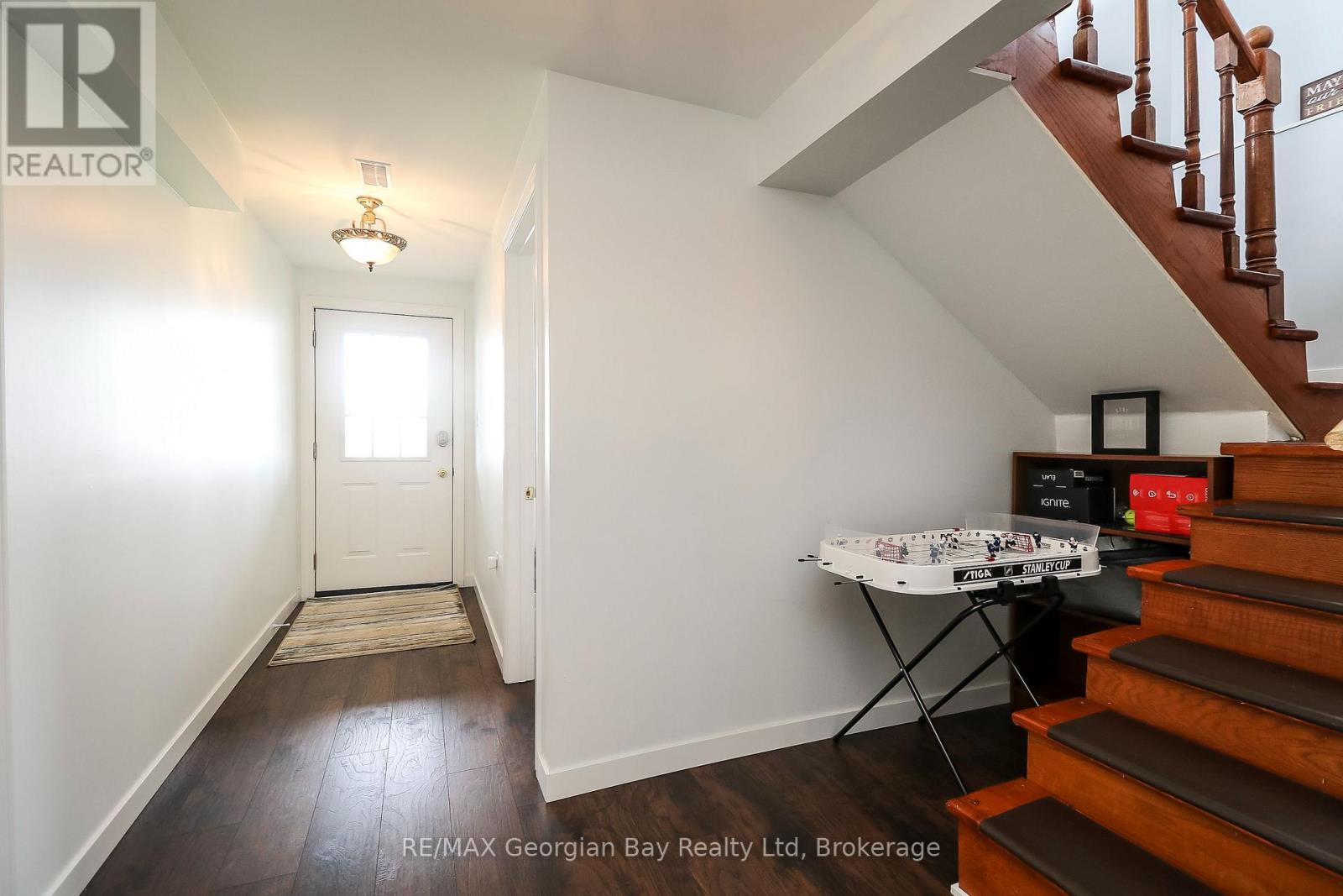 12 Robins Point Road Property Photo 28