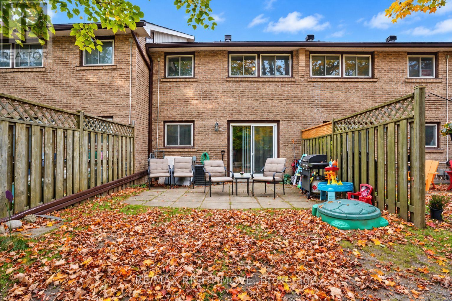6 - 67 Fittons Road E Property Photo 28
