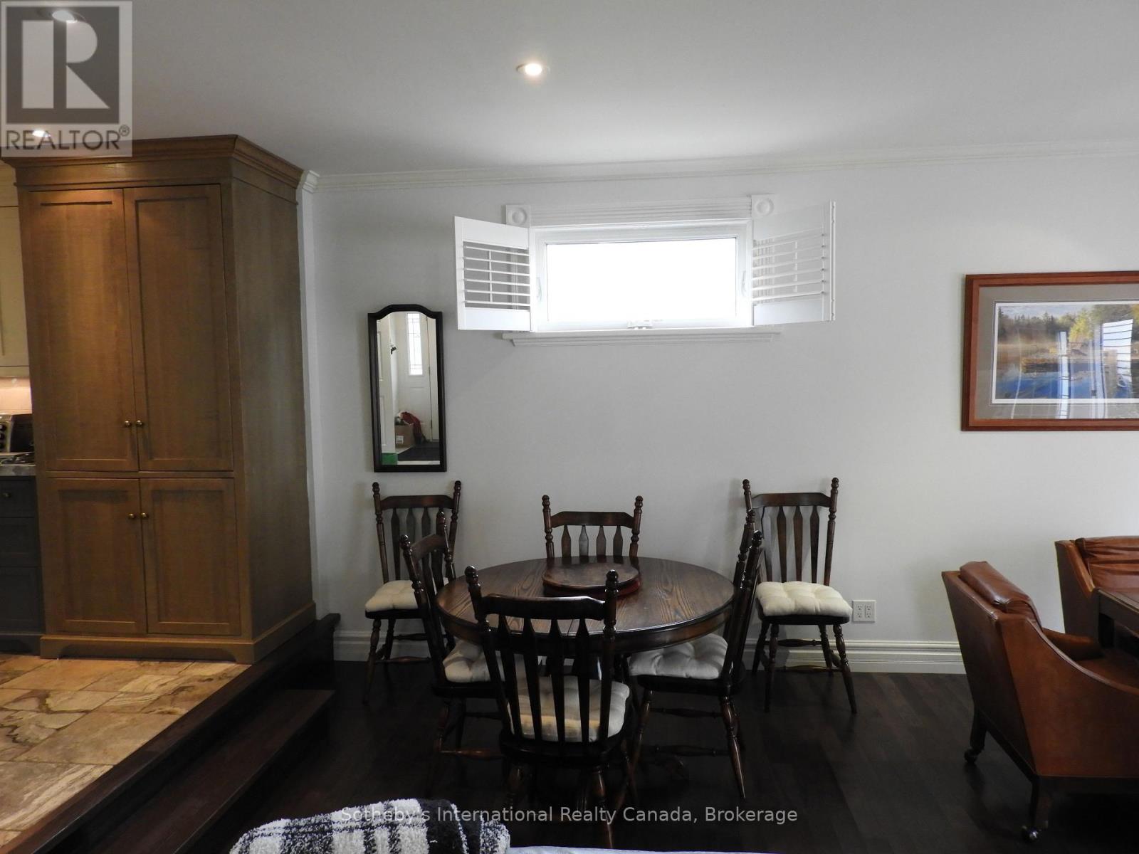 77 Fourth Street W Property Photo 8