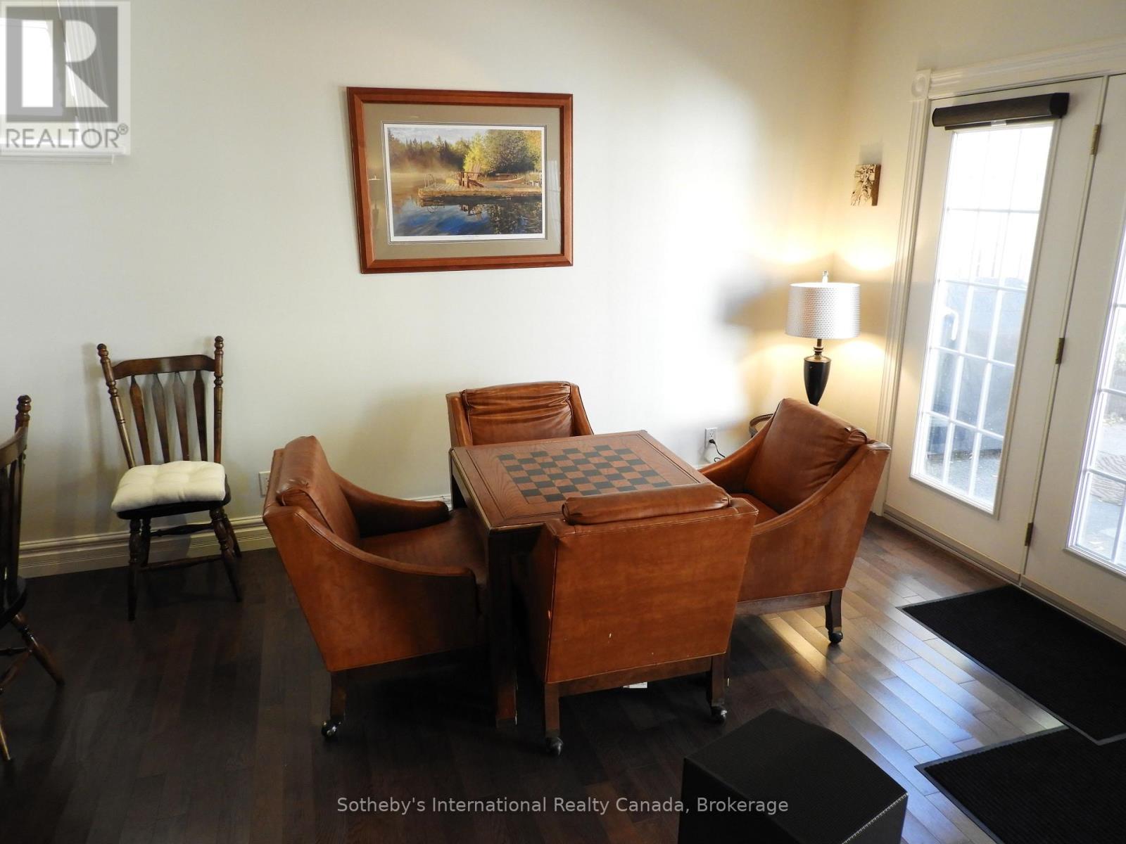 77 Fourth Street W Property Photo 9