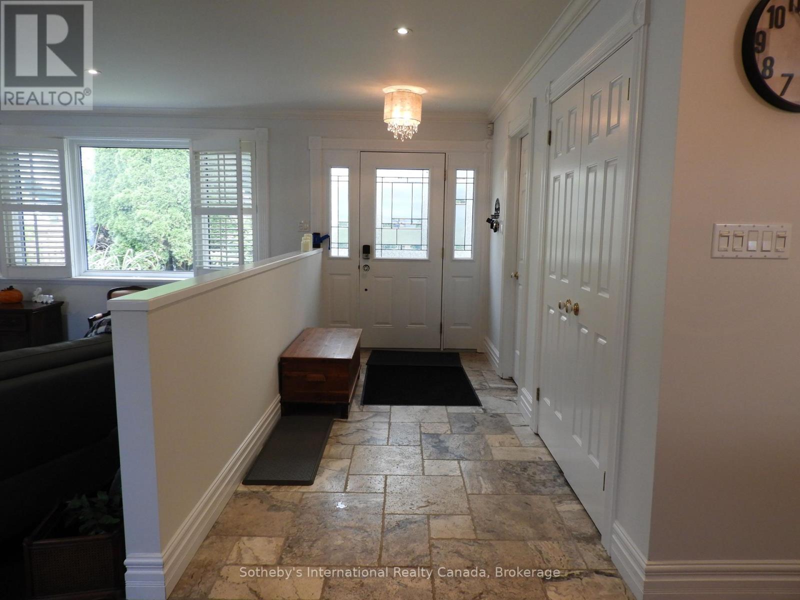 77 Fourth Street W Property Photo 12
