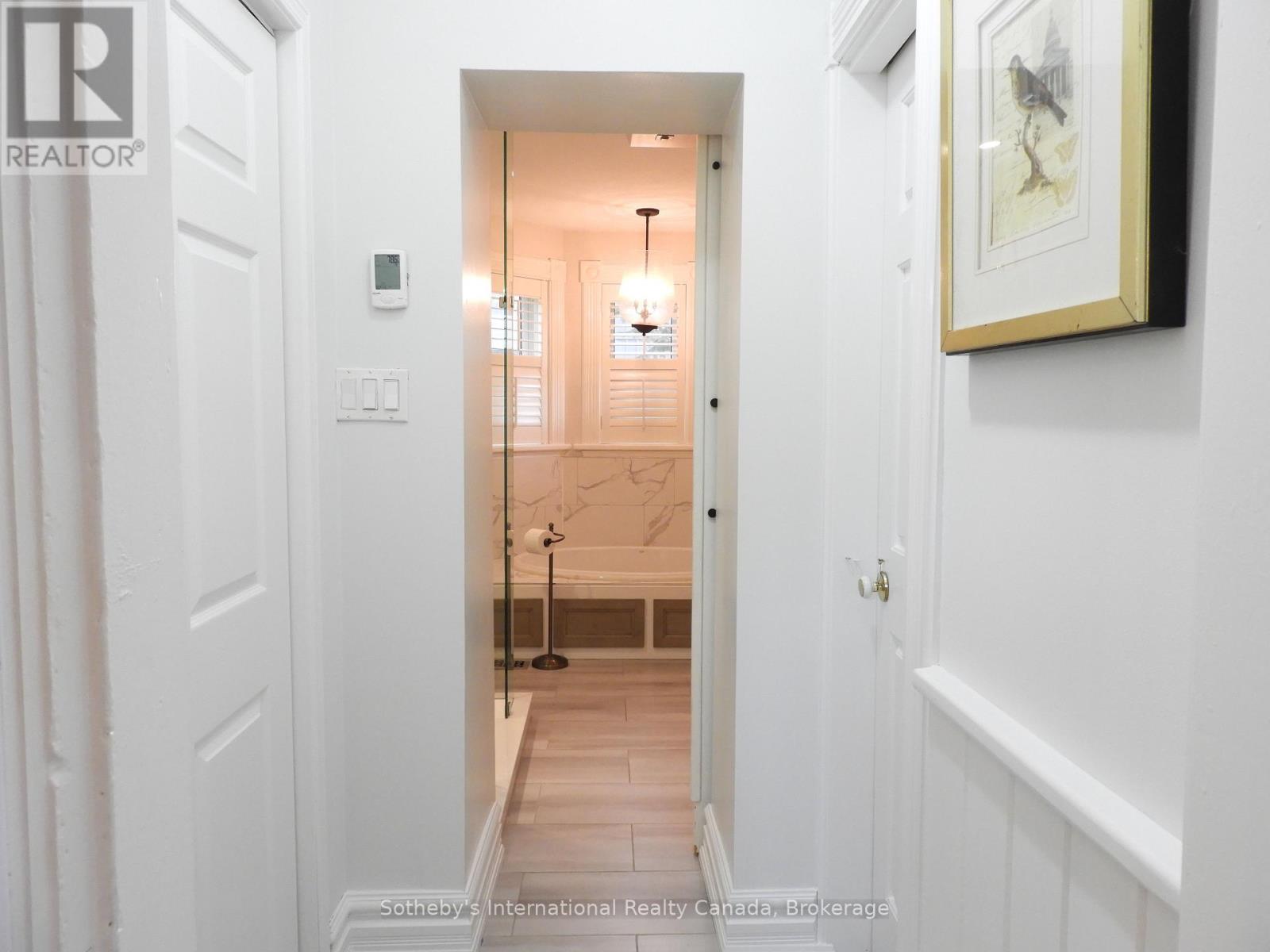 77 Fourth Street W Property Photo 13