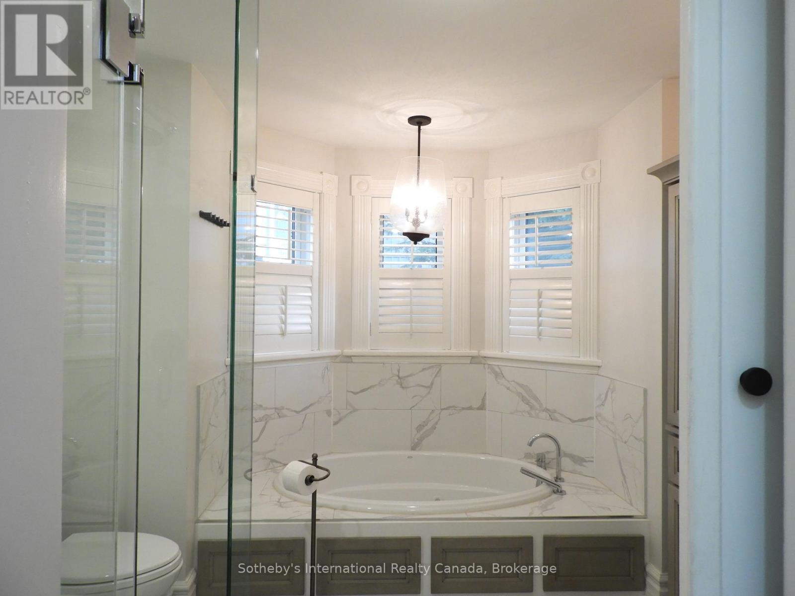 77 Fourth Street W Property Photo 14