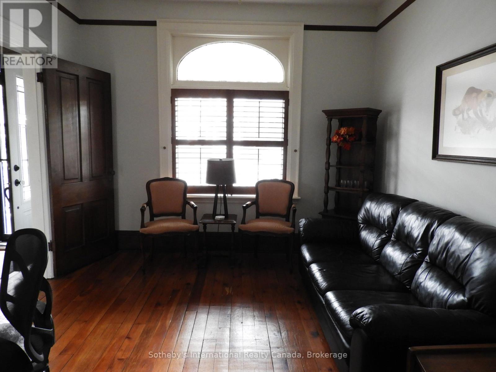 77 Fourth Street W Property Photo 18