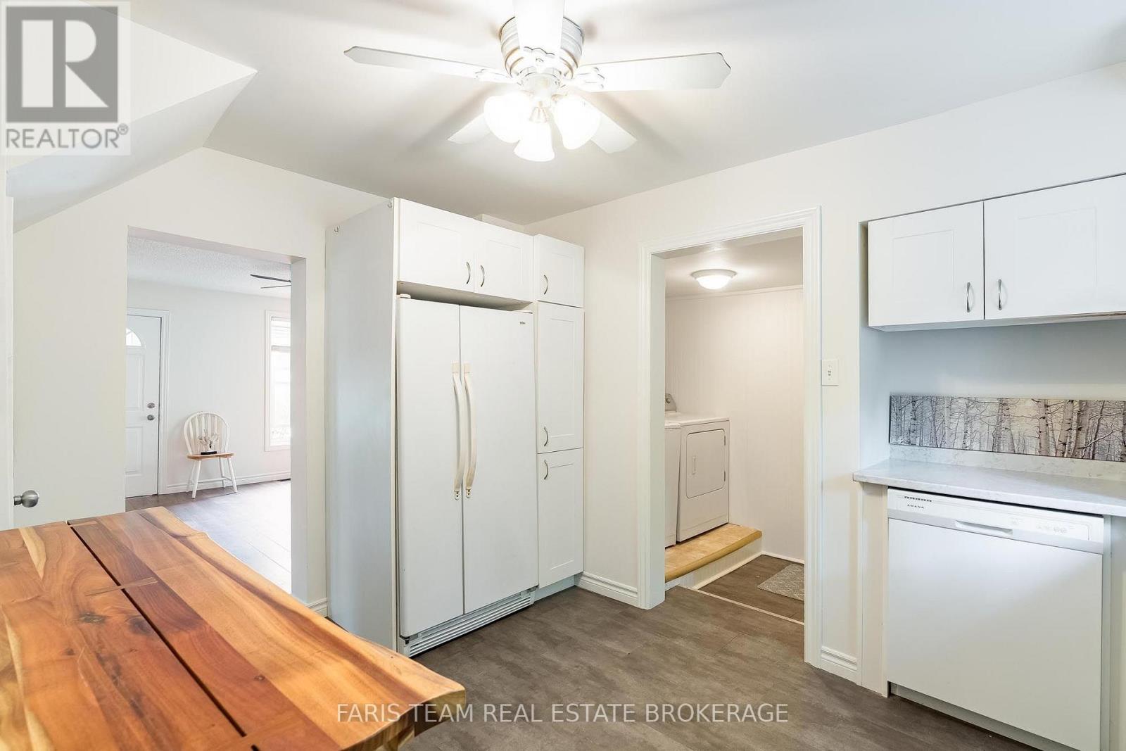 308 Russell Street Property Photo 10