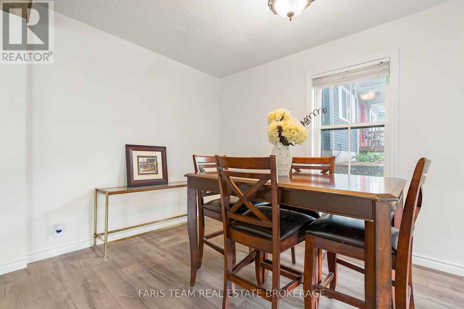 308 Russell Street Property Photo 11
