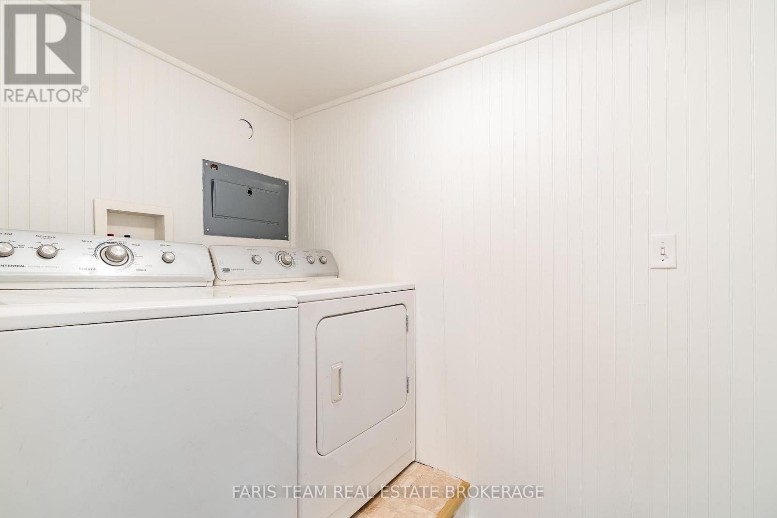 308 Russell Street Property Photo 16