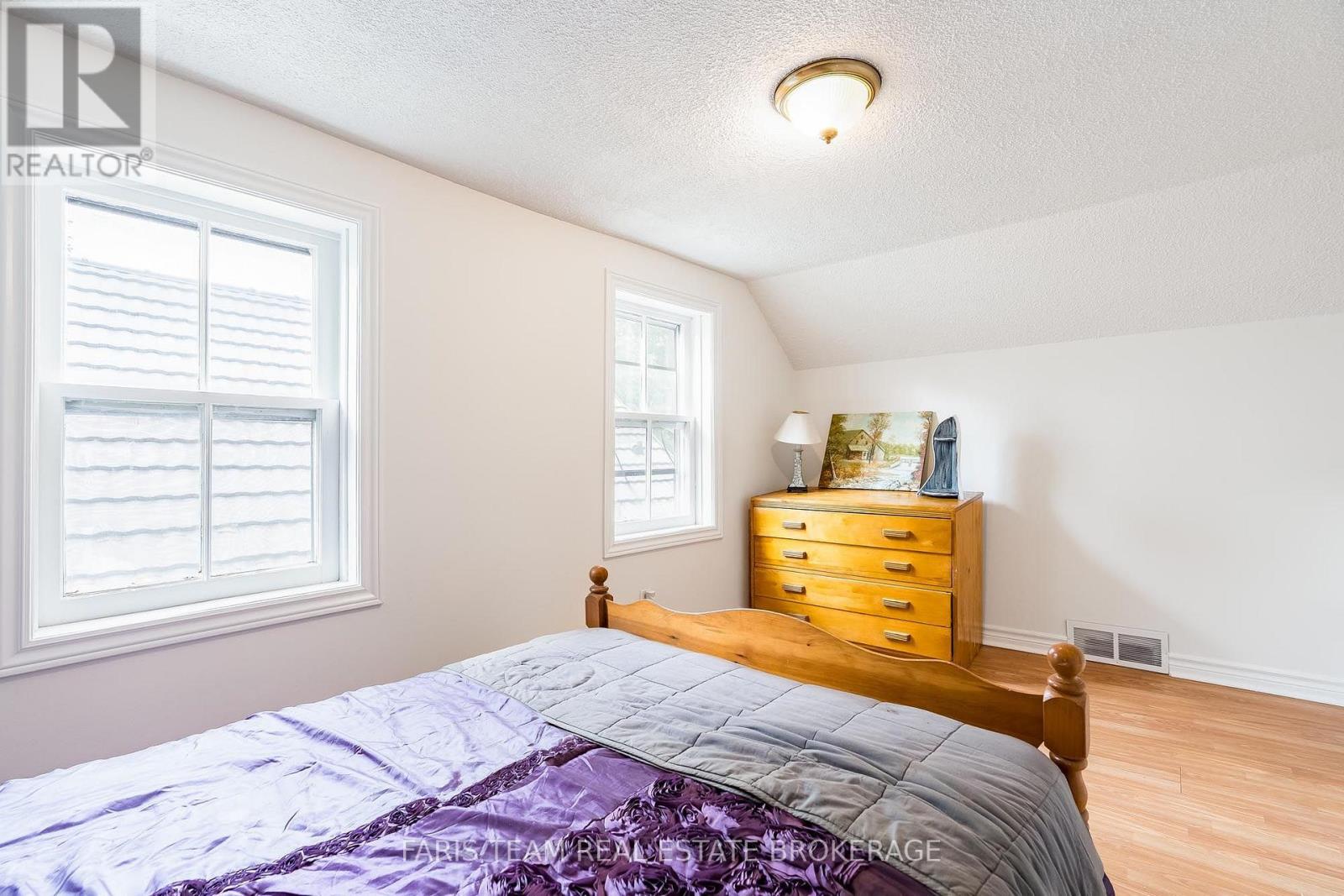 308 Russell Street Property Photo 19