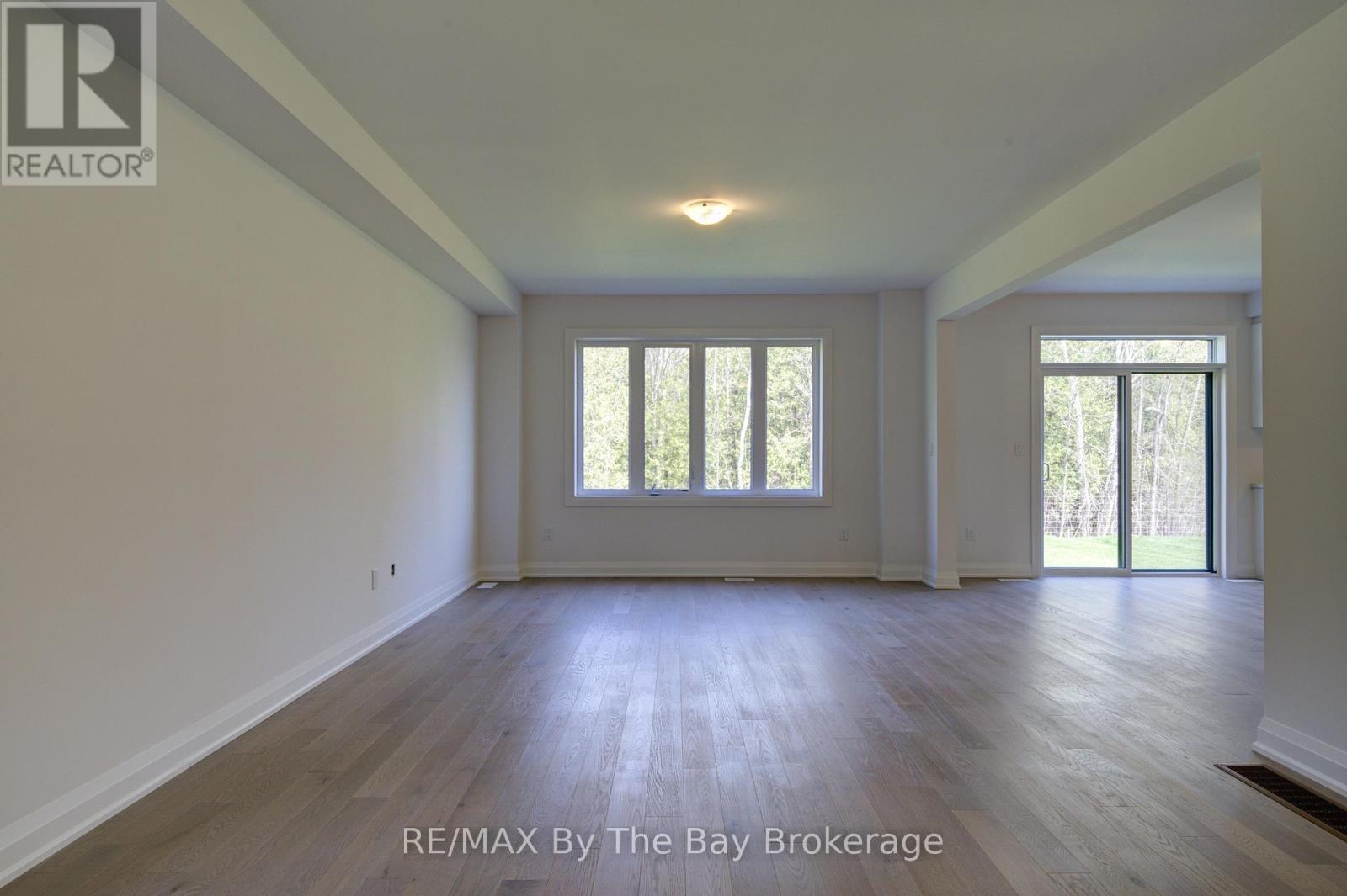 38 Amber Drive Property Photo 8