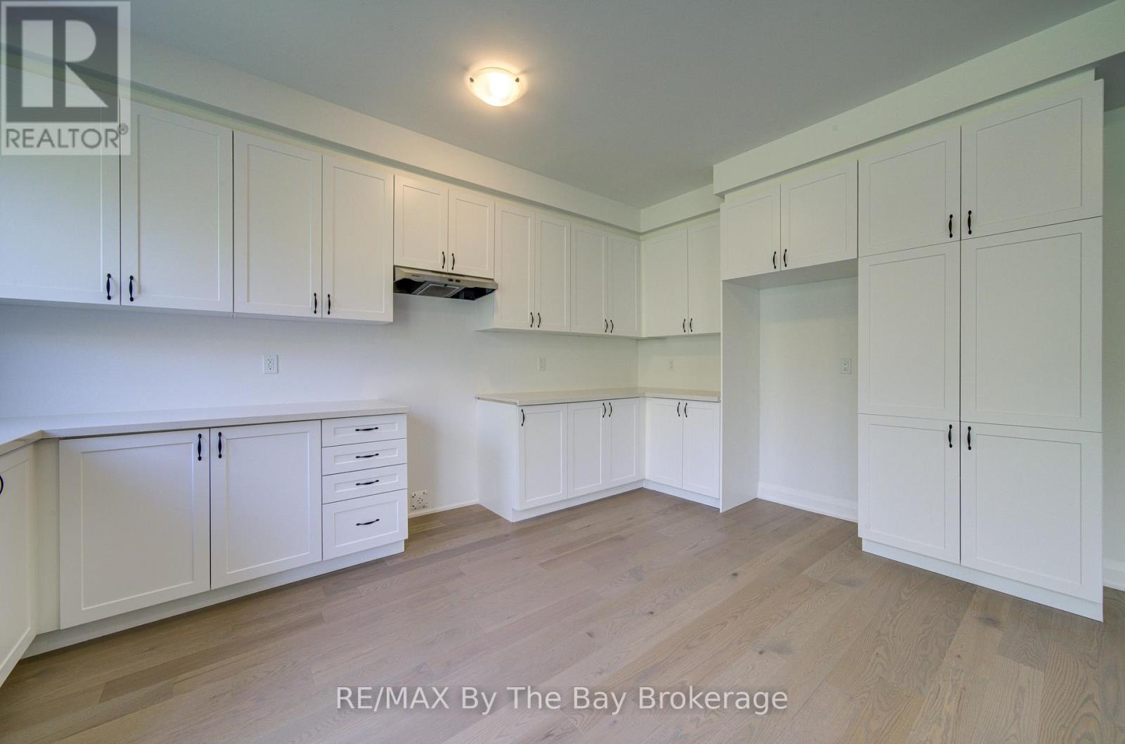 38 Amber Drive Property Photo 12