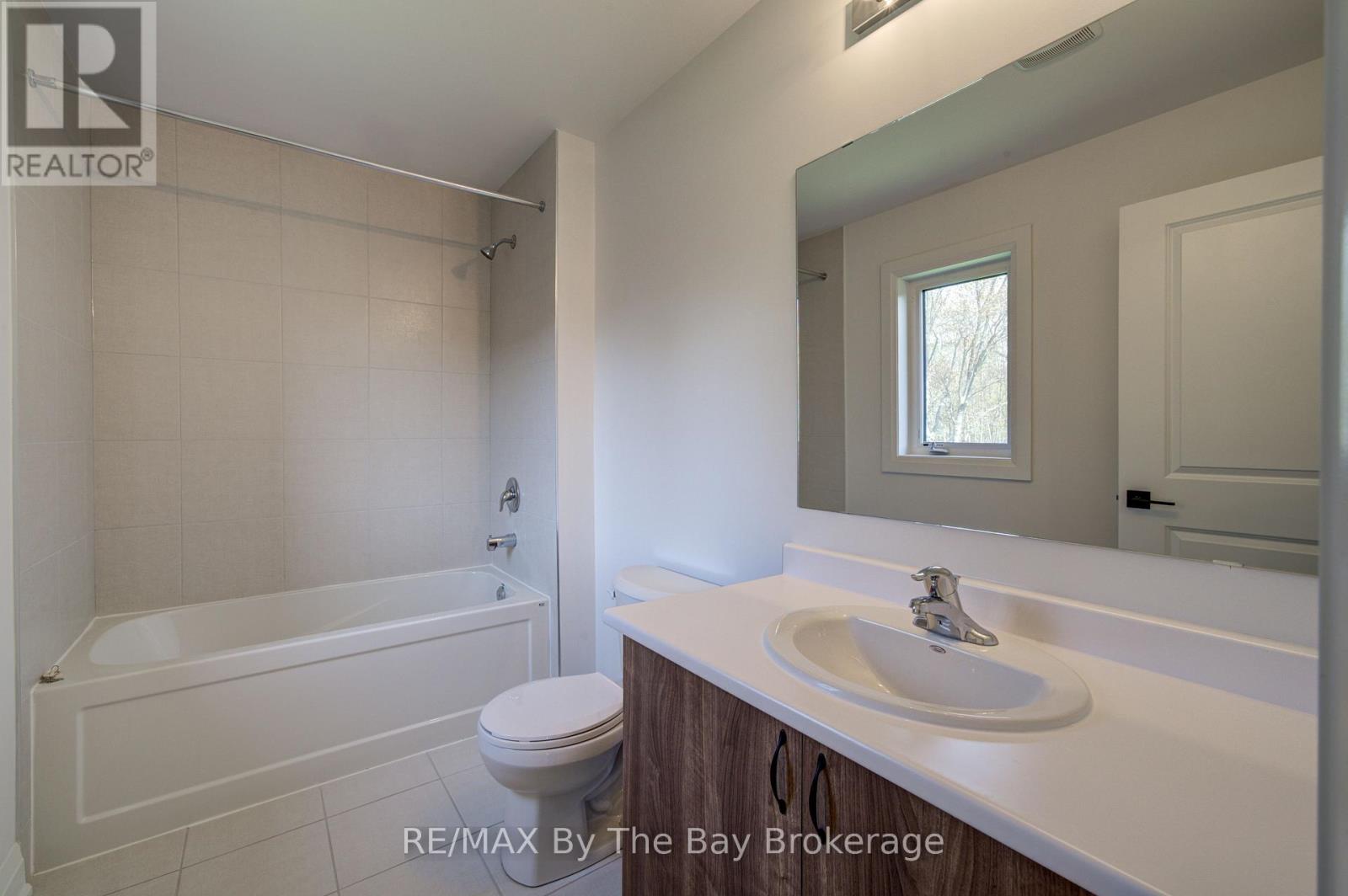 38 Amber Drive Property Photo 31