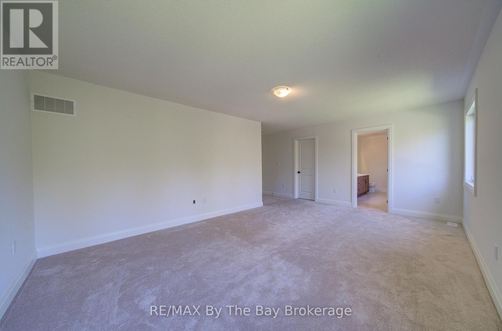 38 Amber Drive Property Photo 32